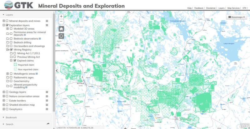 GTK map viewer interface. The picture shows the historic exploration claims in the Central Lapland Greenstone Belt. Source: (gtkdata.gtk.fi)